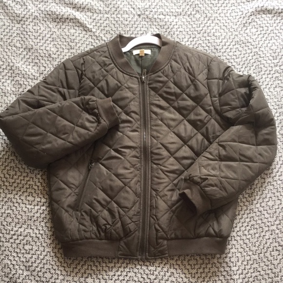 NEW! Quilted Bomber Jacket Olive Small - Picture 2 of 8